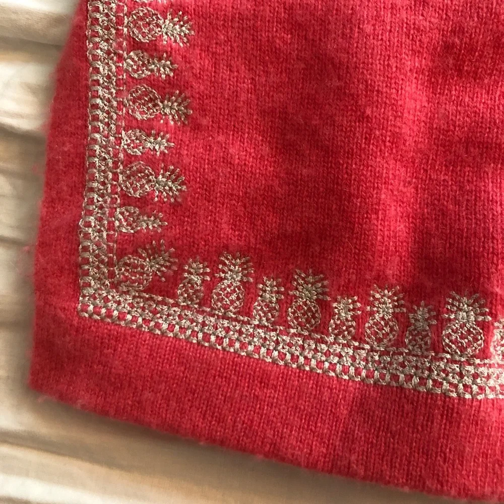 Tommy Bahama Cashmere Sweater - Picture 7 of 10